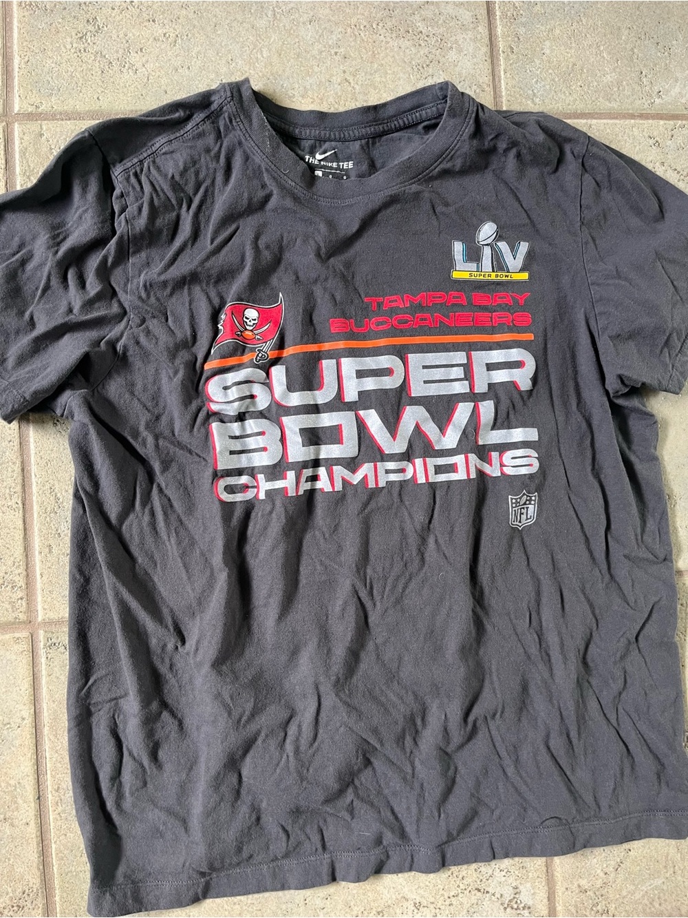 Vintage Nike Super Bowl Champions T-Shirt for Men